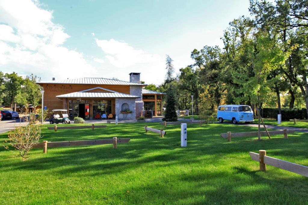 Albirondack Camping Lodge & Spa מראה חיצוני תמונה