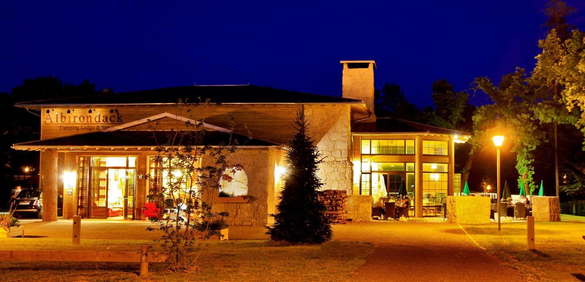 Albirondack Camping Lodge & Spa מראה חיצוני תמונה